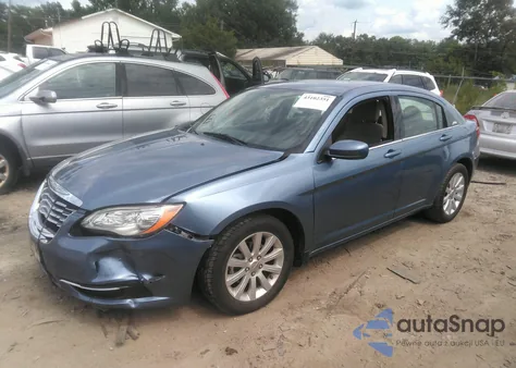 2011 Chrysler 200 Touring z USA, uszkodzony, nr VIN 1C3BC1FB3BN602450